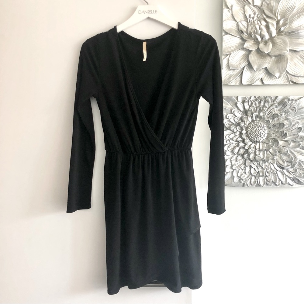 PRIMI (MENDOCINO) Black Plunge Wrap Dress